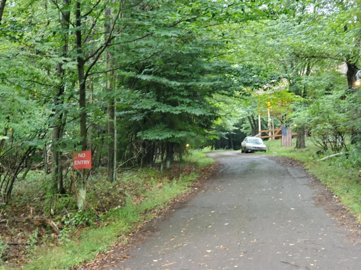 Pocono Mountain And Hotel